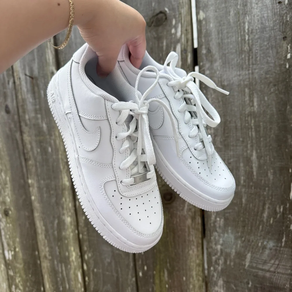 NIKE AF1s in White - Picture 1 of 7